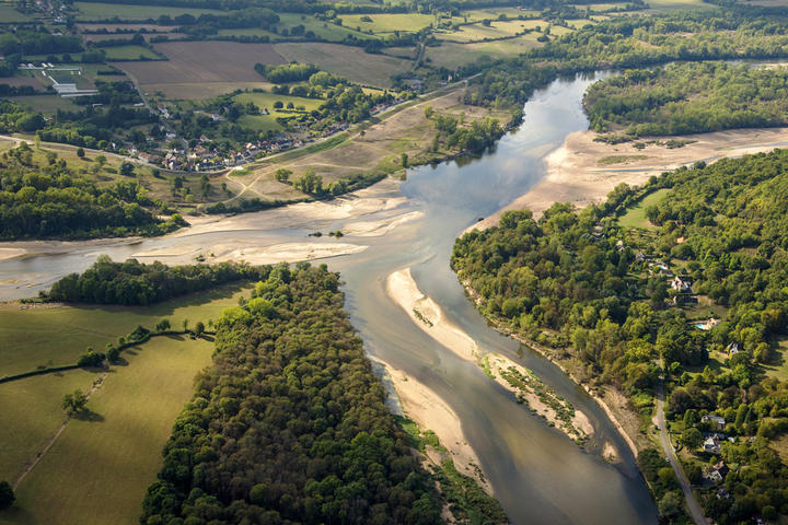 Le Bec d'Allier, confluence du fleuve Loire et de la rivière Allier